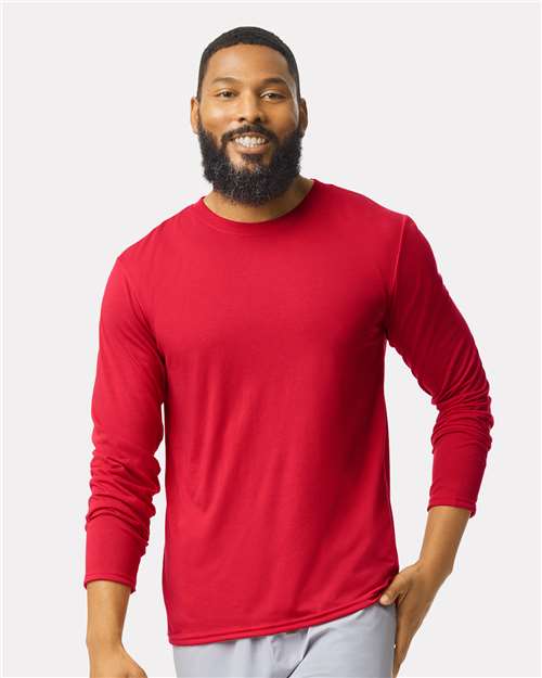 Gildan 42400 Unisex Performance® Long Sleeve T-Shirt